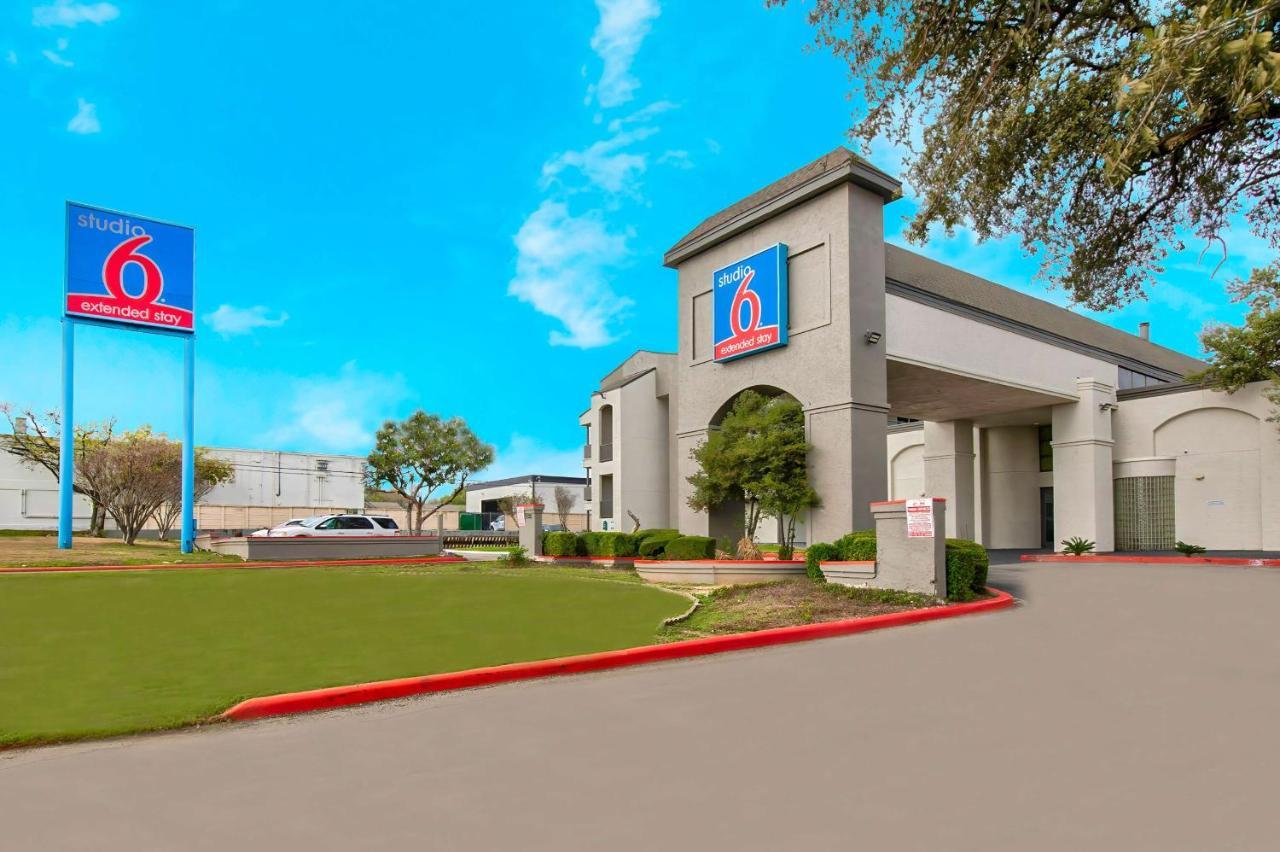 Studio 6-San Antonio, TX - Airport Exterior foto
